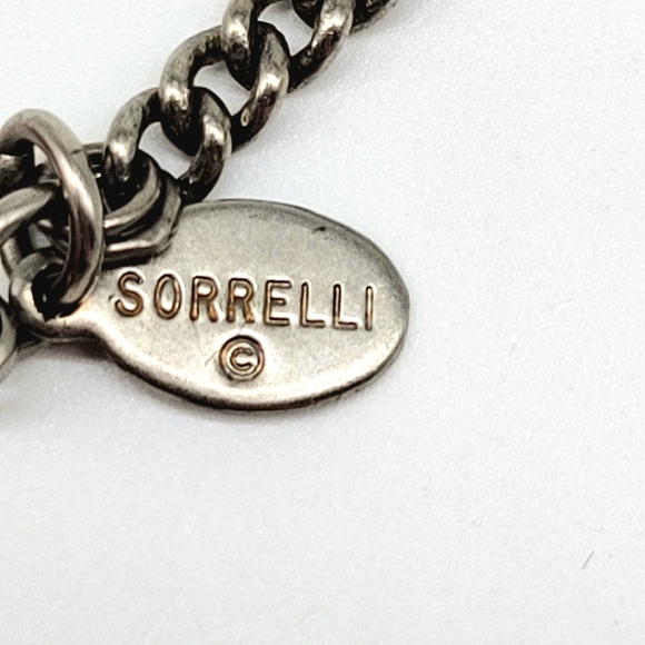 SOLDRetired Sorrelli Aurora Borealis Swarovski Crystal Statement Necklace Silver - Picture 10 of 11